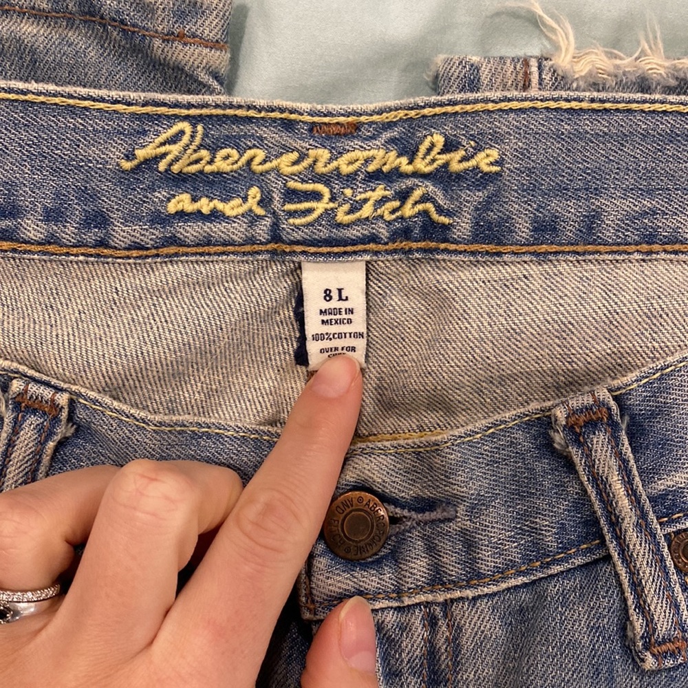 🏡Abercrombie and Fitch jeans - Picture 3 of 3